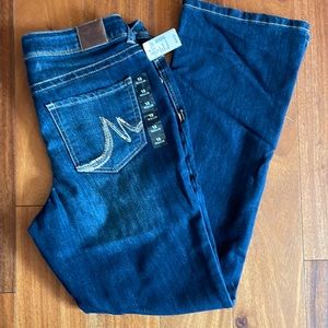 Maurices Slim Boot mid rise jeans